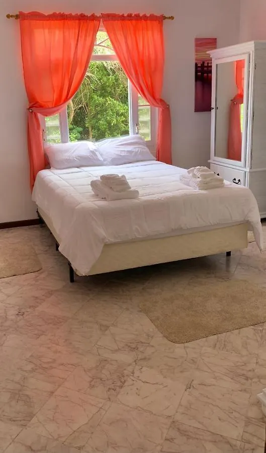 Oceanfront Hideaway Main Floor Villa Isabela